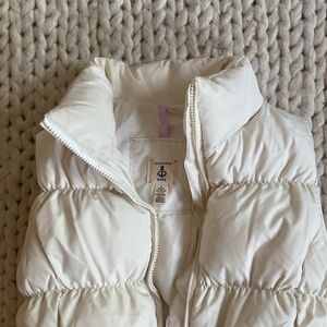 Lands End / Beige Puffer Vest